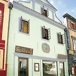 李奥纳多酒店