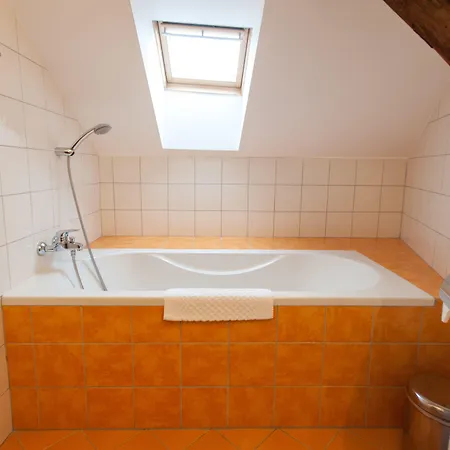 Leonardo Český Krumlov