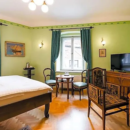 Leonardo 3* Český Krumlov