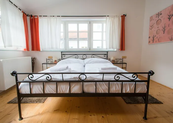 Leonardo Český Krumlov